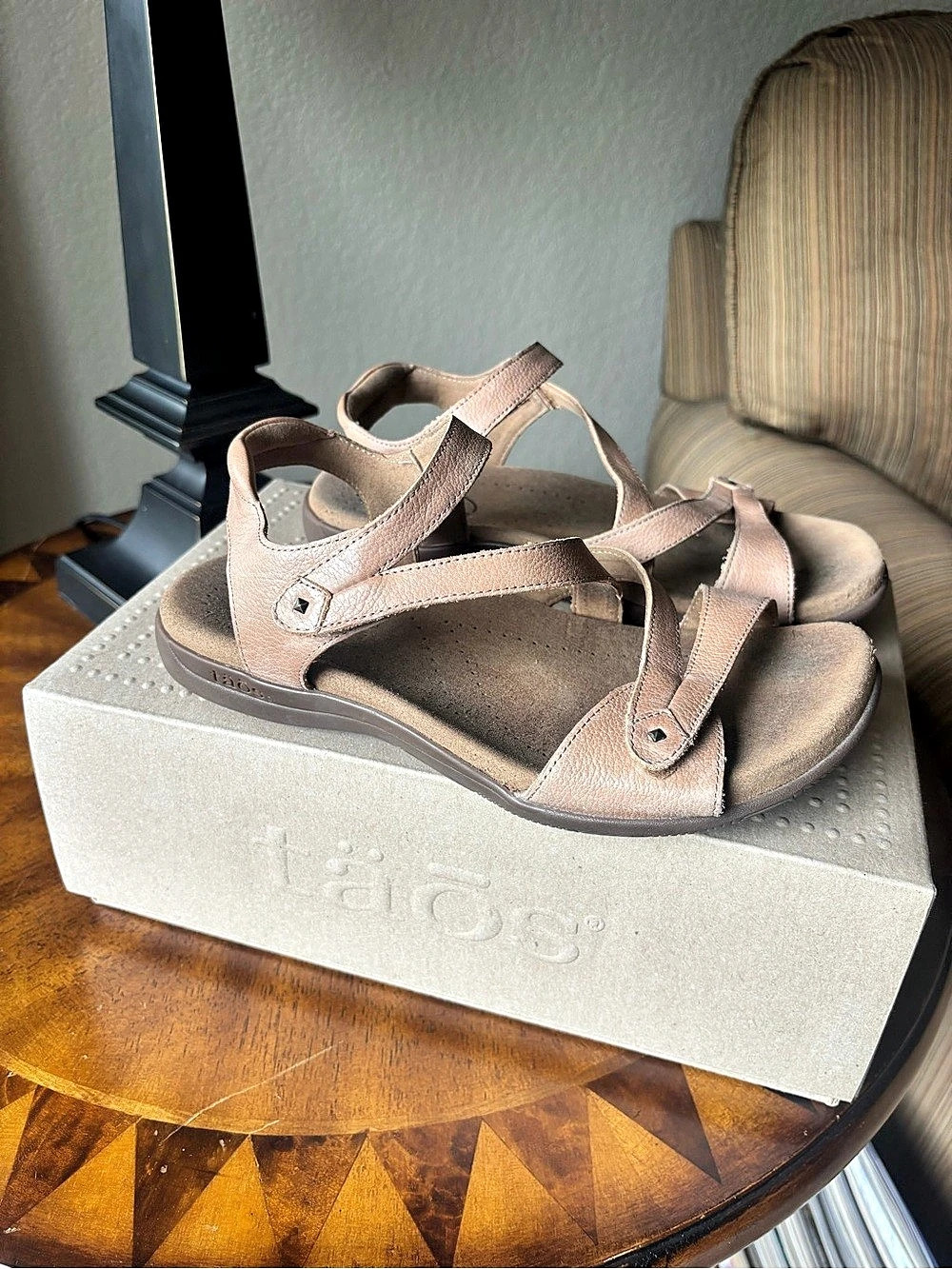 Taos Big Time Strappy Sandals US 7 W